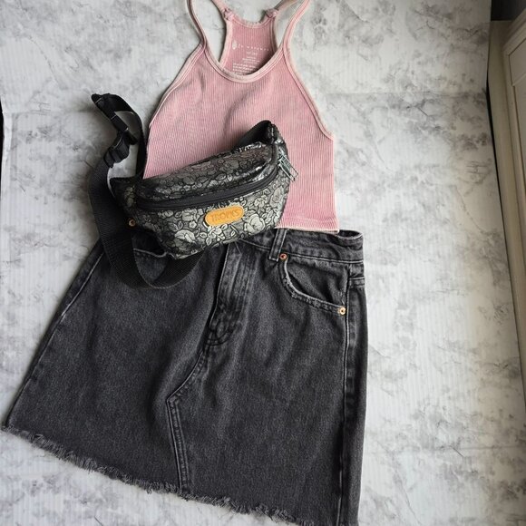 TopShop faded black denim skirt Size 2 - Picture 2 of 6